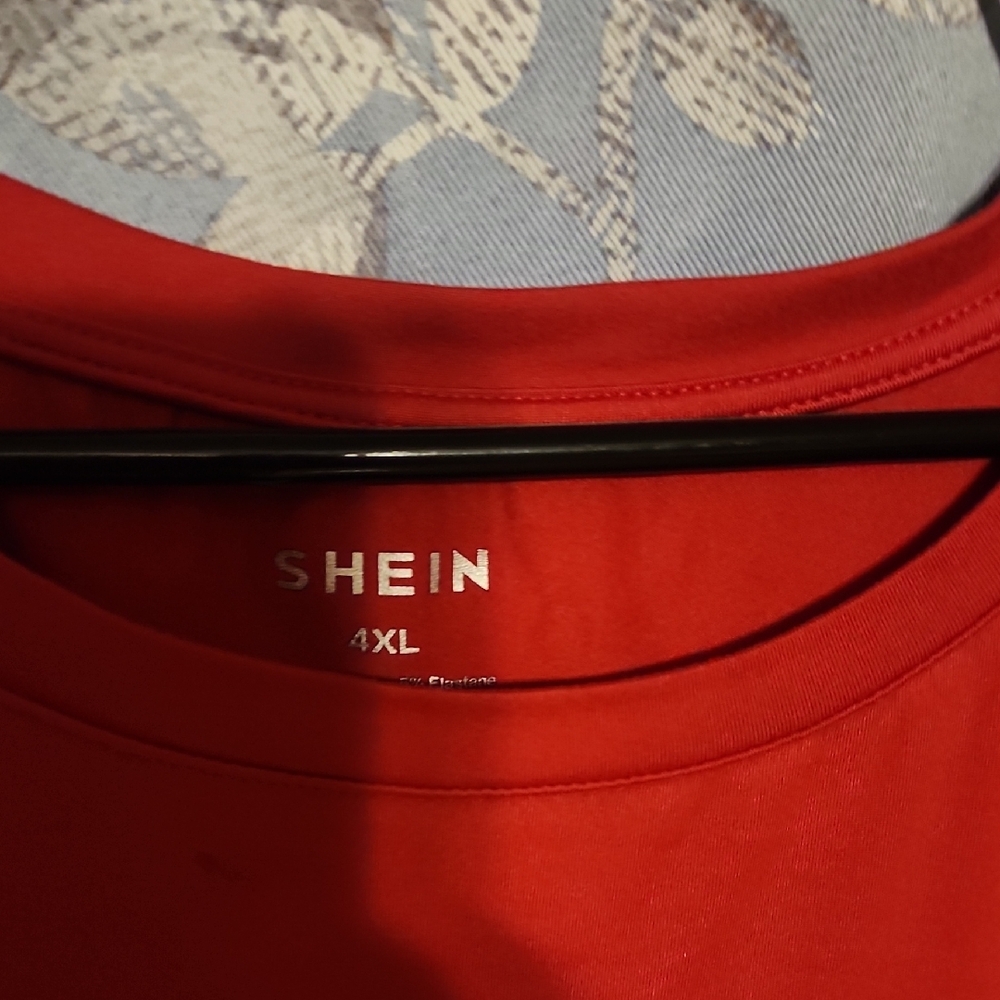 SHEIN Vibrant Red T-Shirt - Picture 3 of 3